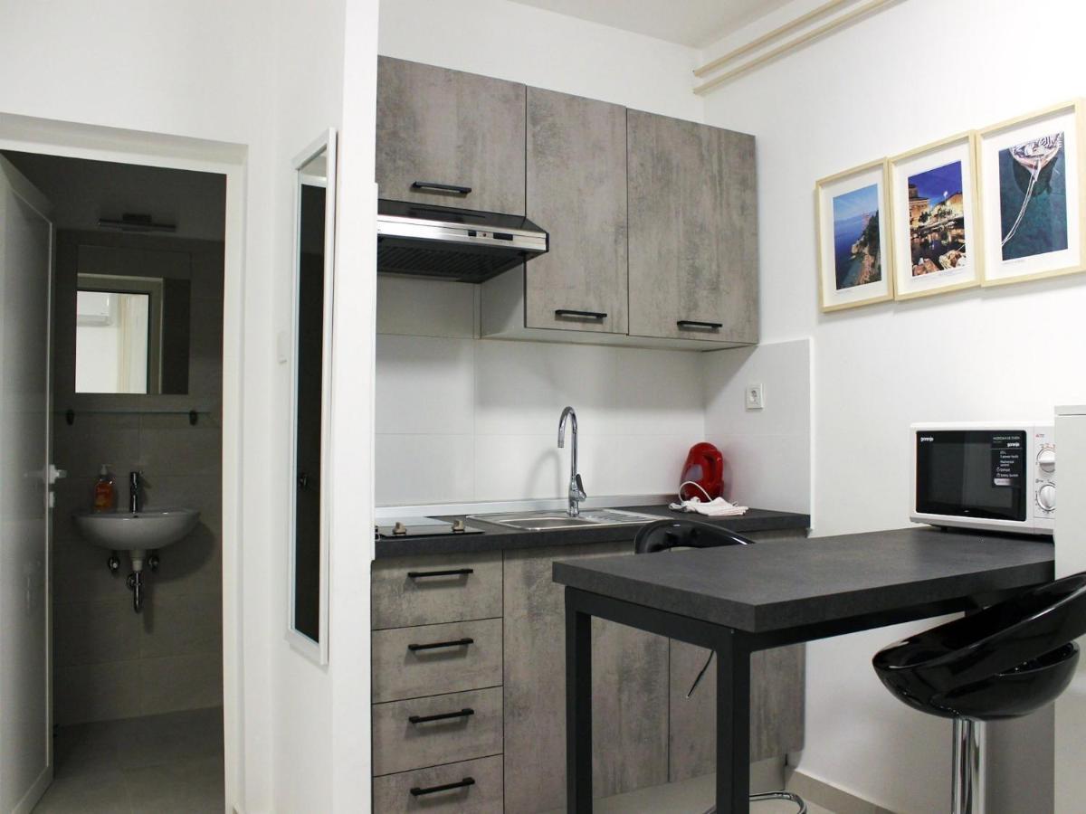רייקה Rooms Studentsko Naselje Ivan Goran Kovacic מראה חיצוני תמונה
