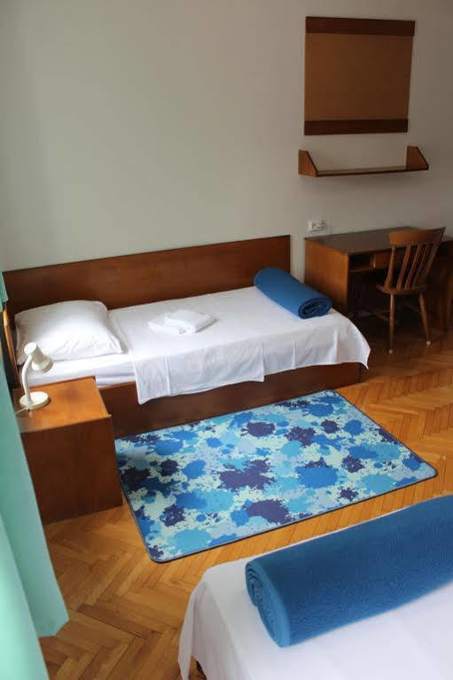 רייקה Rooms Studentsko Naselje Ivan Goran Kovacic מראה חיצוני תמונה