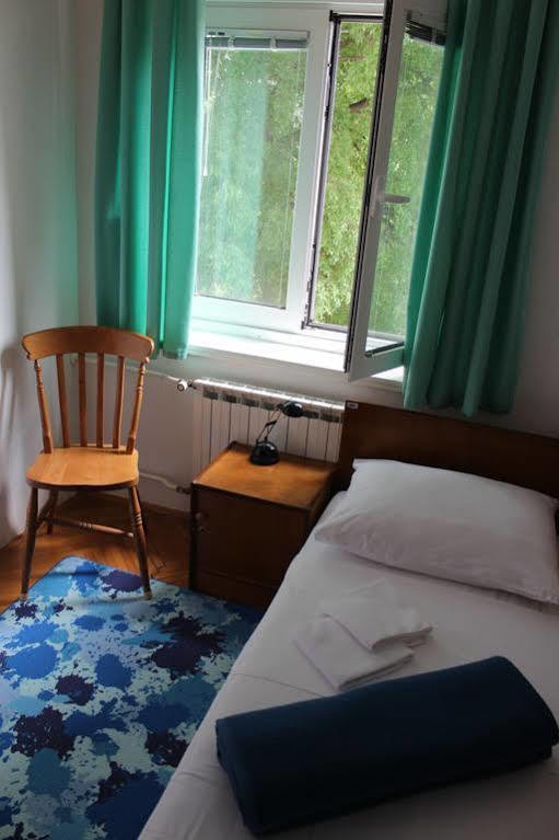רייקה Rooms Studentsko Naselje Ivan Goran Kovacic מראה חיצוני תמונה